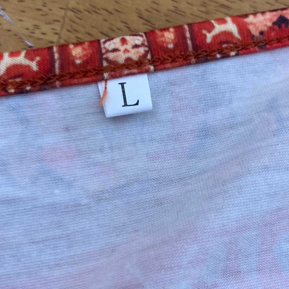 Red Floral Button-Up Top - Picture 2 of 7